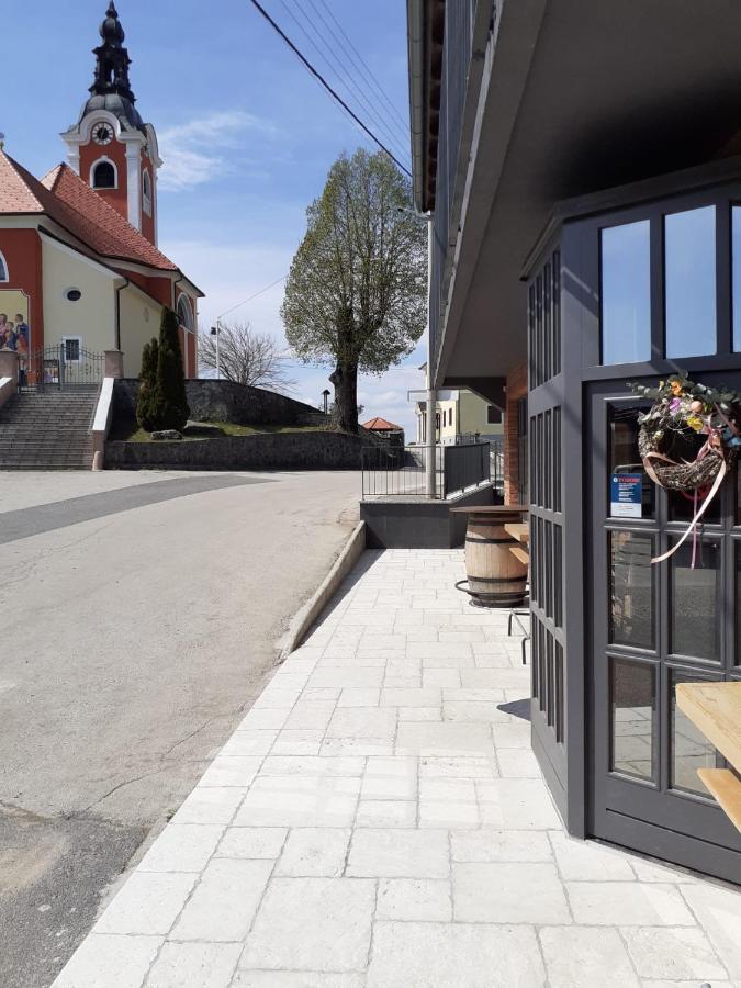 Guesthouse Frlan Ozalj Exterior foto