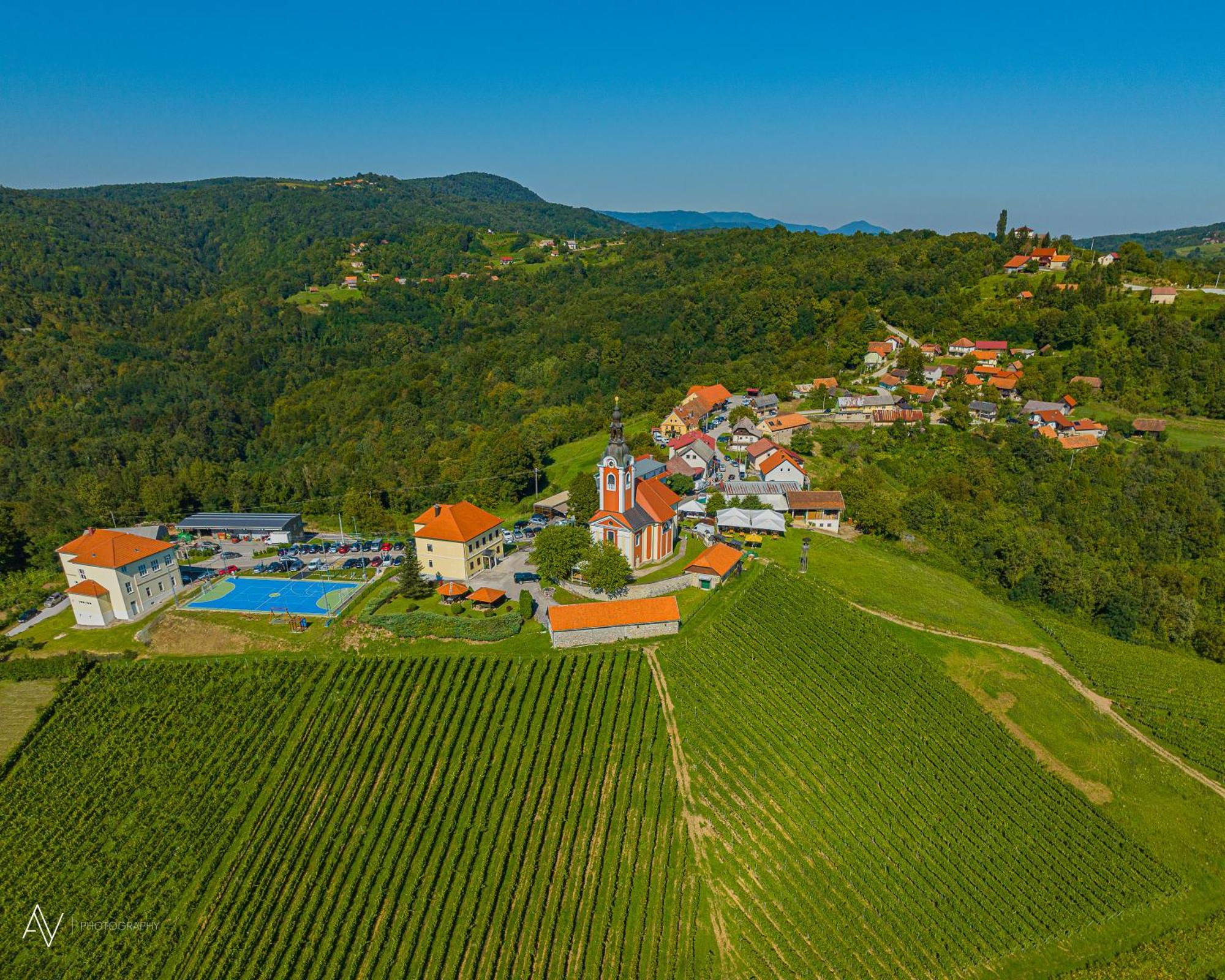 Guesthouse Frlan Ozalj Exterior foto
